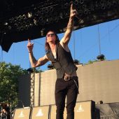 Concert solo 2014 0713_kitchener slash (40)